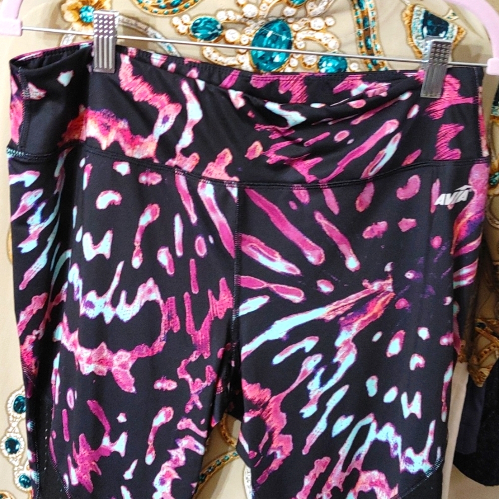 Avia active leggings. NWOT